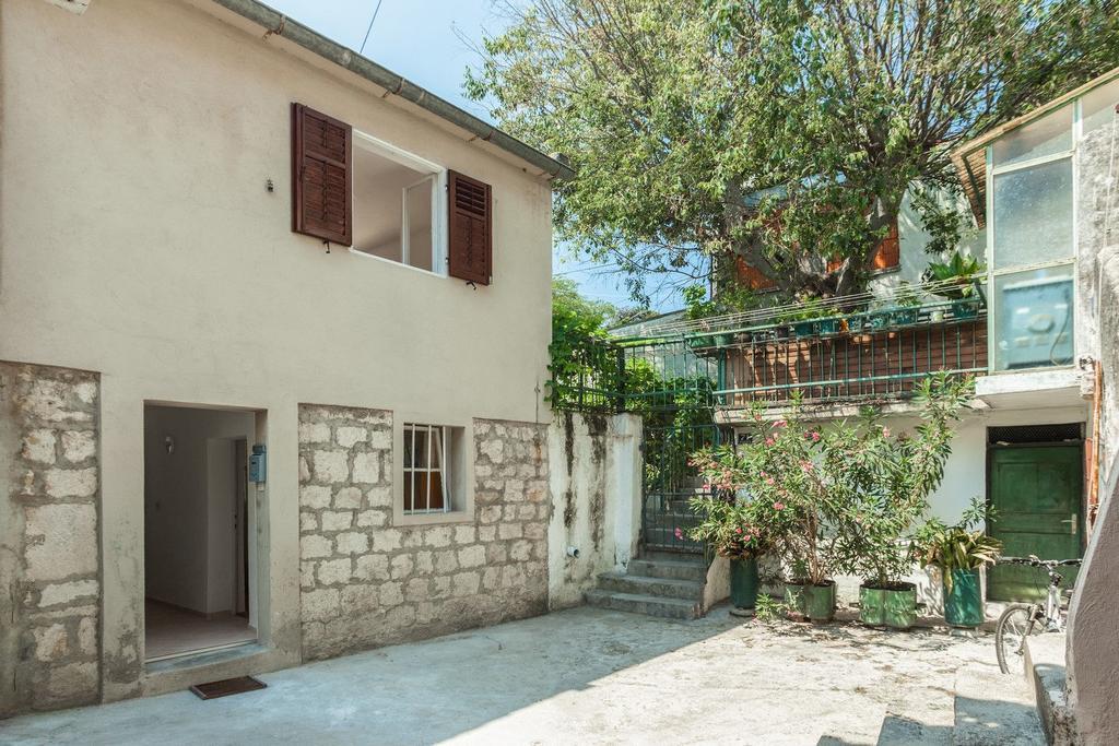 شقة Charming Old Stone House سبليت المظهر الخارجي الصورة